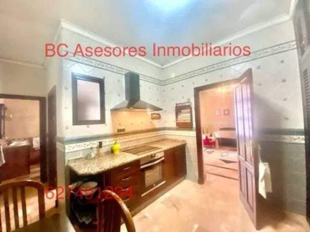 8 soveværelse Villa til salg i Rociana del Condado - € 250.000 (Ref: 9781174)