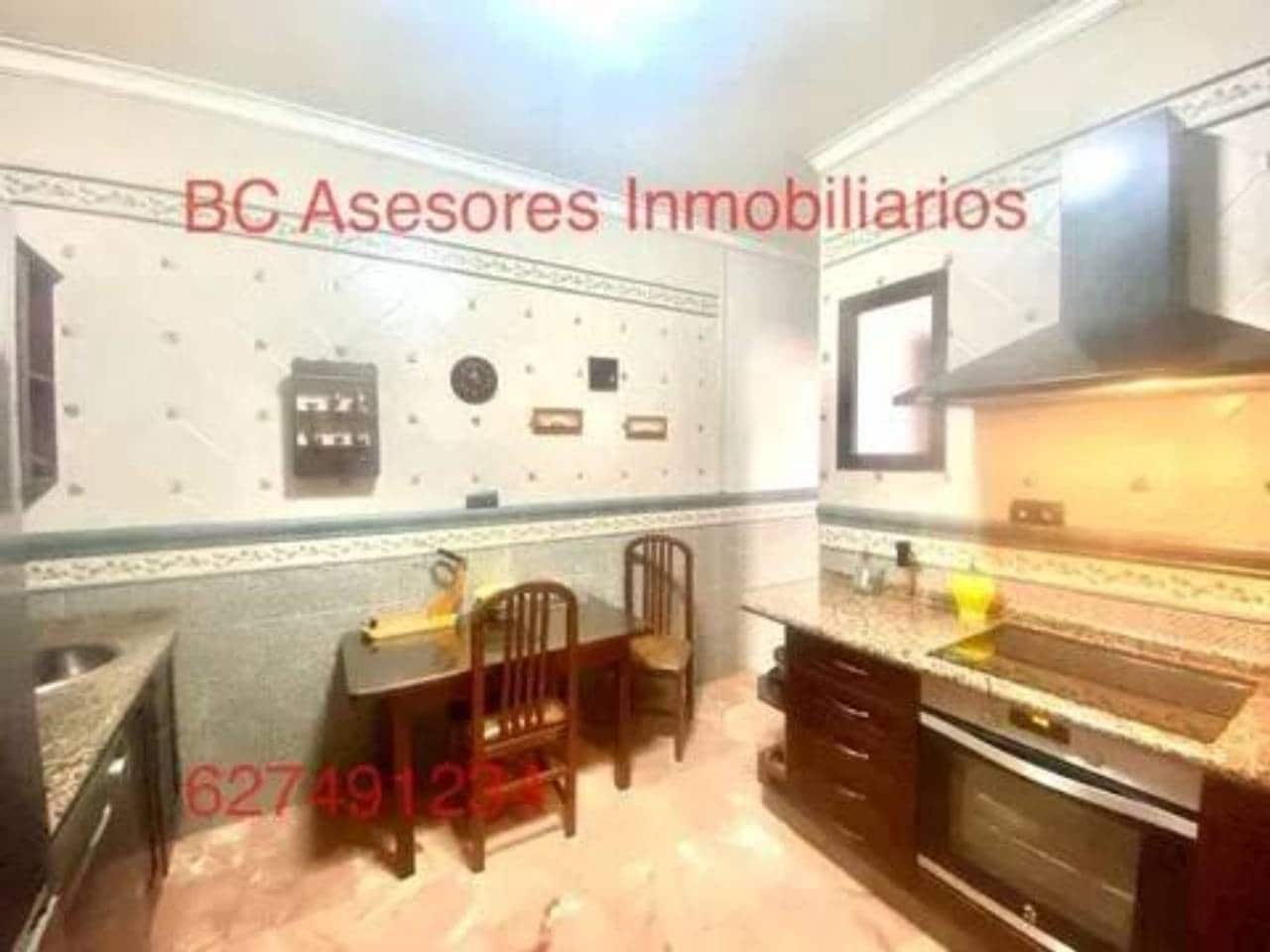 8 soveværelse Villa til salg i Rociana del Condado - € 250.000 (Ref: 9781174)