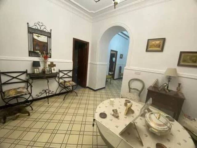 4 soveværelse Villa til salg i Rociana del Condado - € 330.000 (Ref: 9781176)