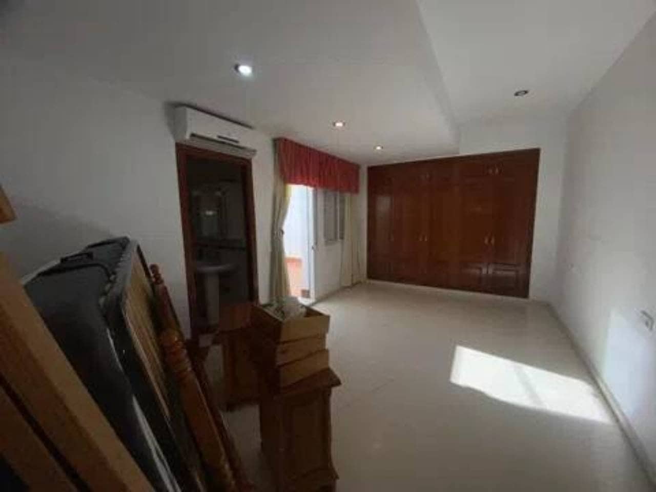 3 slaapkamer Penthouse te koop in Rociana del Condado - € 168.000 (Ref: 9781177)