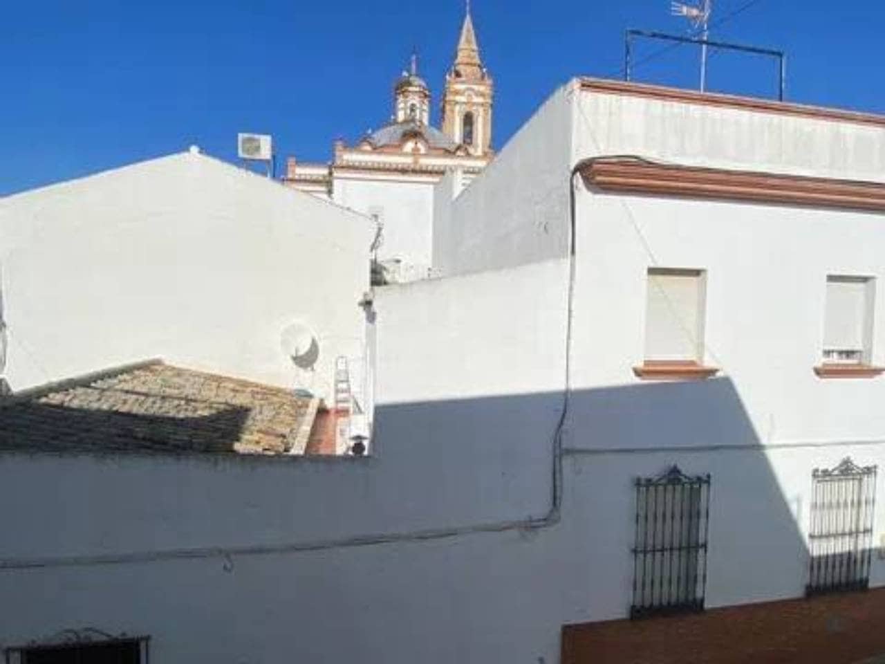 3 slaapkamer Penthouse te koop in Rociana del Condado - € 168.000 (Ref: 9781177)