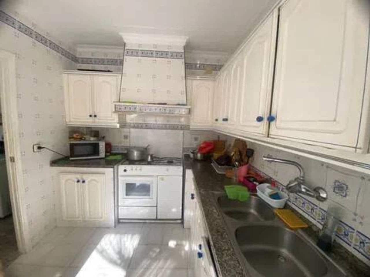 7 makuuhuone Maalaistalo myytävänä paikassa Rociana del Condado - 130 000 € (Ref: 9781178)