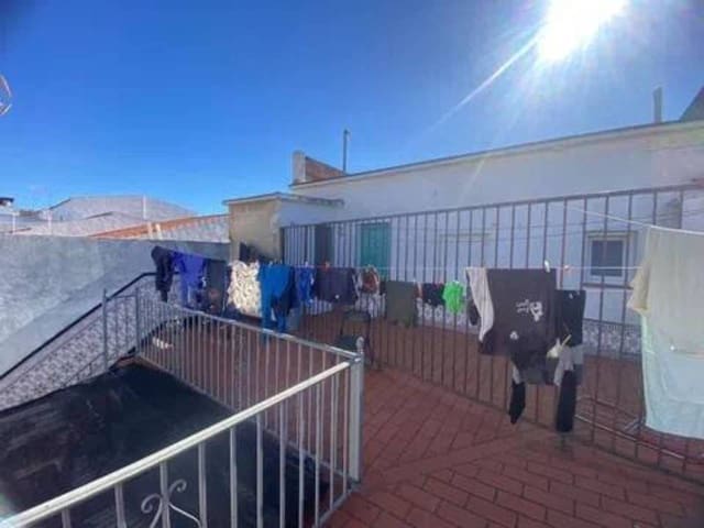 7 makuuhuone Maalaistalo myytävänä paikassa Rociana del Condado - 130 000 € (Ref: 9781178)