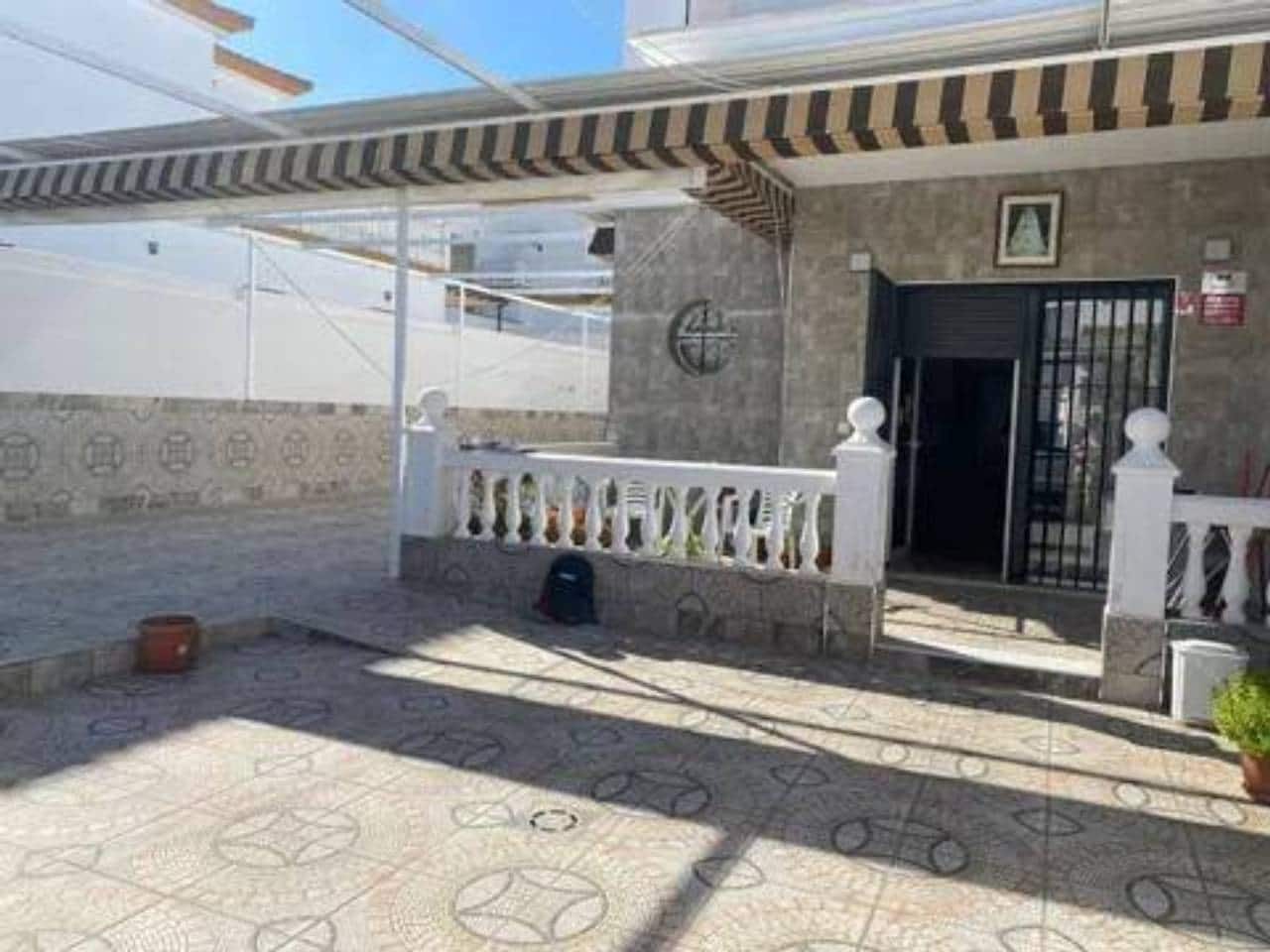 4 soveværelse Villa til salg i Rociana del Condado - € 325.000 (Ref: 9781179)