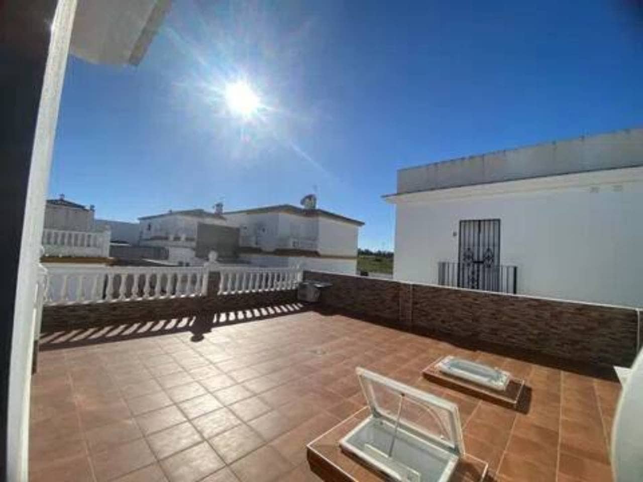 4 soveværelse Villa til salg i Rociana del Condado - € 325.000 (Ref: 9781179)