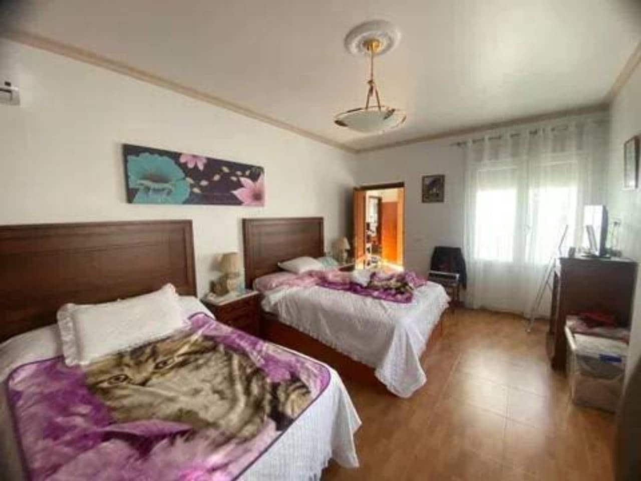 4 soveværelse Villa til salg i Rociana del Condado - € 325.000 (Ref: 9781179)