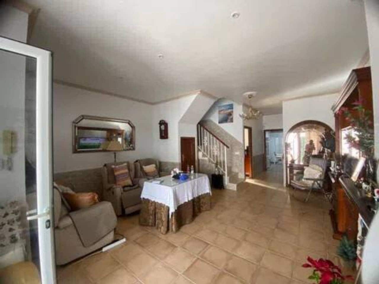 4 soveværelse Villa til salg i Rociana del Condado - € 325.000 (Ref: 9781179)