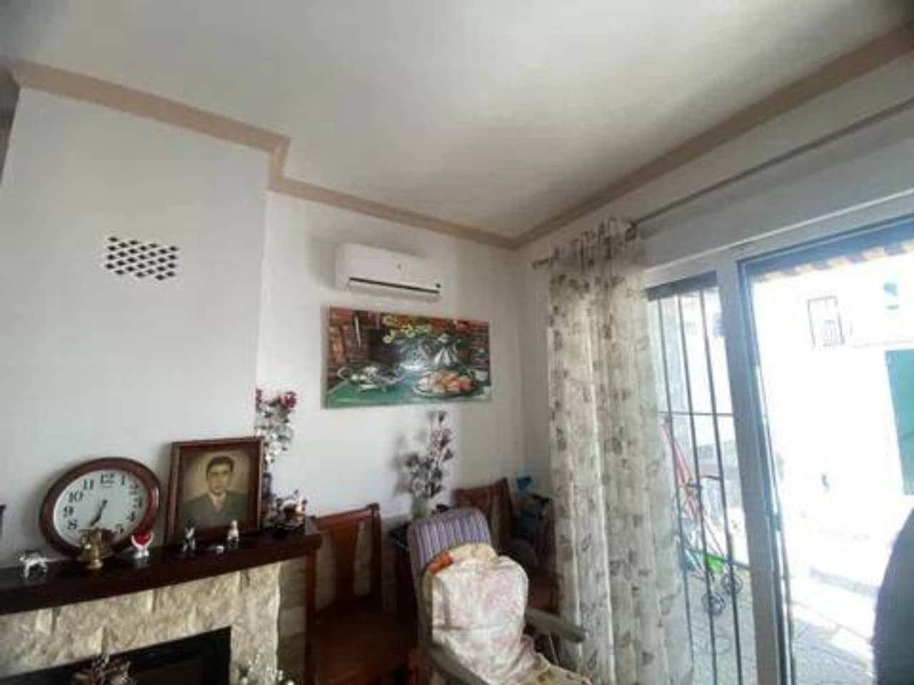 4 soveværelse Villa til salg i Rociana del Condado - € 325.000 (Ref: 9781179)