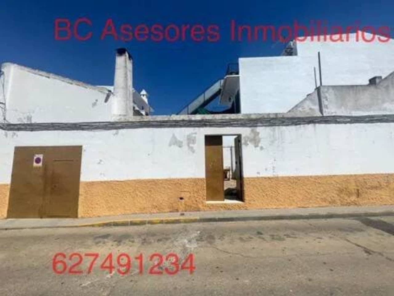 3 soveværelse Villa til salg i Rociana del Condado - € 57.000 (Ref: 9781181)