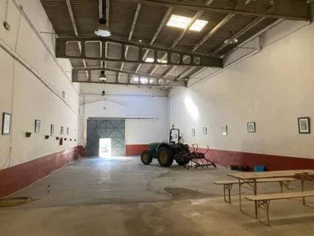 Virksomhed til salg i Rociana del Condado - € 300.000 (Ref: 9781187)