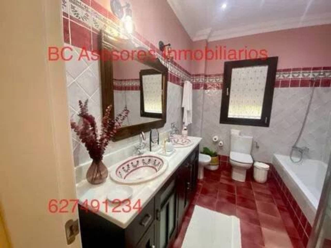 4 soveværelse Byhus til salg i Rociana del Condado med swimmingpool - € 675.000 (Ref: 9781189)