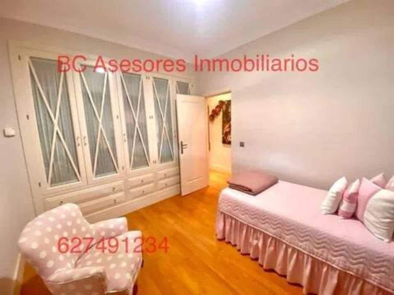 4 soveværelse Byhus til salg i Rociana del Condado med swimmingpool - € 675.000 (Ref: 9781189)