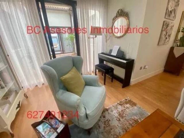 4 soveværelse Byhus til salg i Rociana del Condado med swimmingpool - € 675.000 (Ref: 9781189)