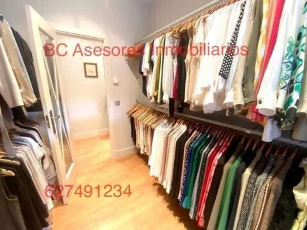 4 soveværelse Byhus til salg i Rociana del Condado med swimmingpool - € 675.000 (Ref: 9781189)