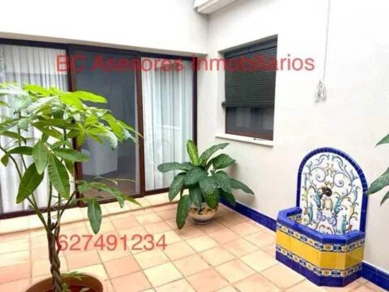 4 soveværelse Byhus til salg i Rociana del Condado med swimmingpool - € 675.000 (Ref: 9781189)