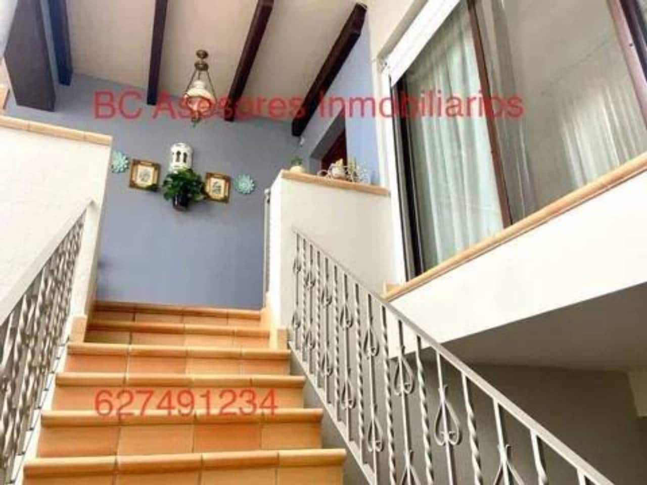 4 soveværelse Byhus til salg i Rociana del Condado med swimmingpool - € 675.000 (Ref: 9781189)