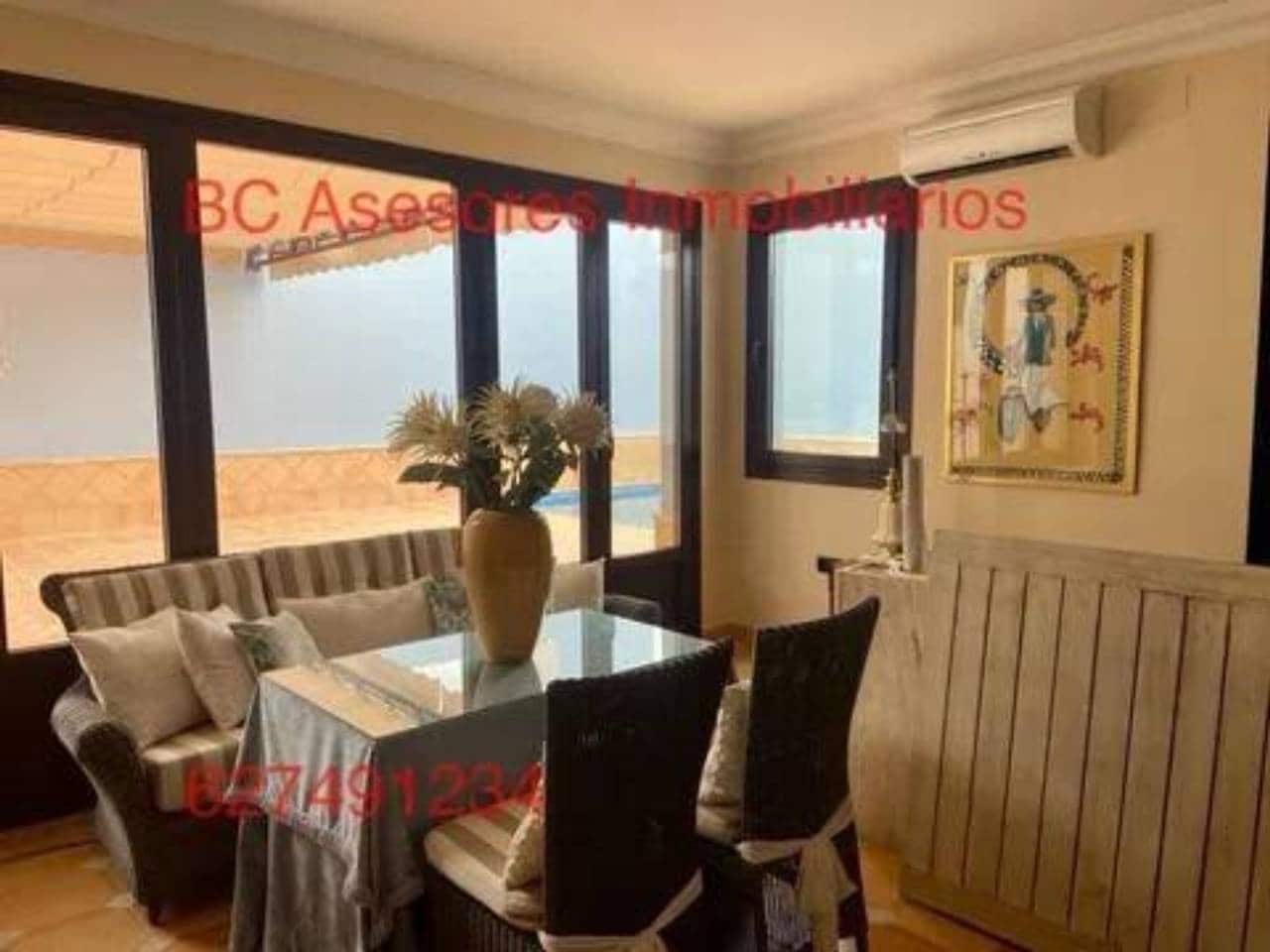 4 soveværelse Byhus til salg i Rociana del Condado med swimmingpool - € 675.000 (Ref: 9781189)