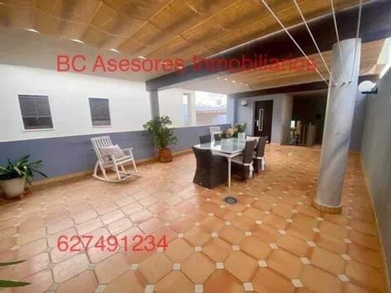 4 soveværelse Byhus til salg i Rociana del Condado med swimmingpool - € 675.000 (Ref: 9781189)