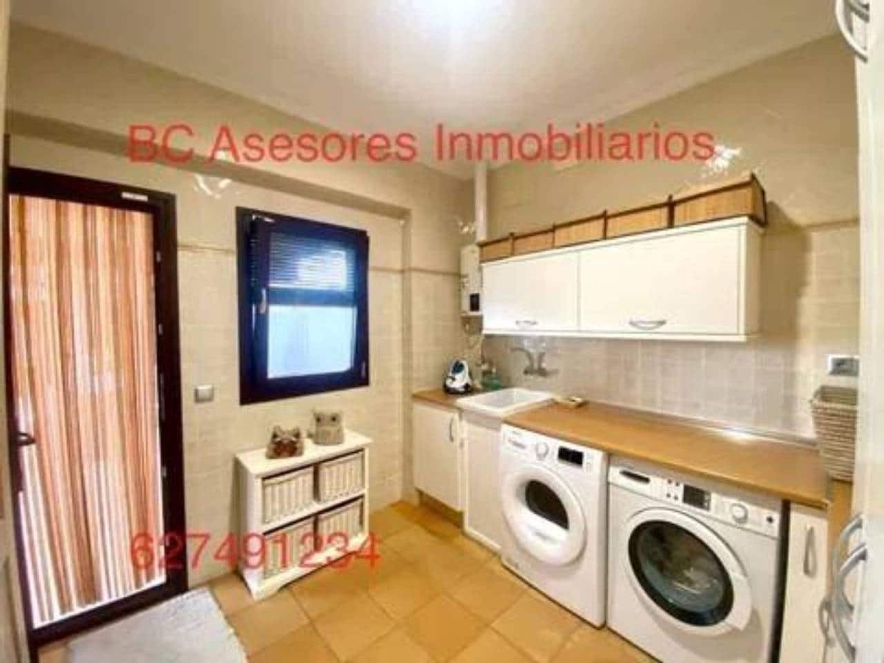 4 soveværelse Byhus til salg i Rociana del Condado med swimmingpool - € 675.000 (Ref: 9781189)