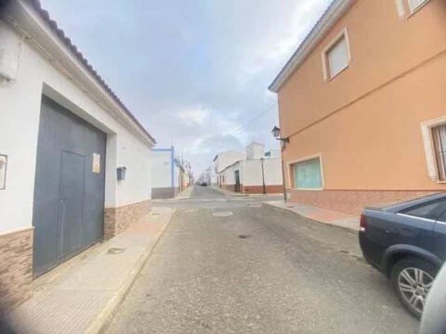 Undeveloped Land for sale in Rociana del Condado - € 35,000 (Ref: 9781191)