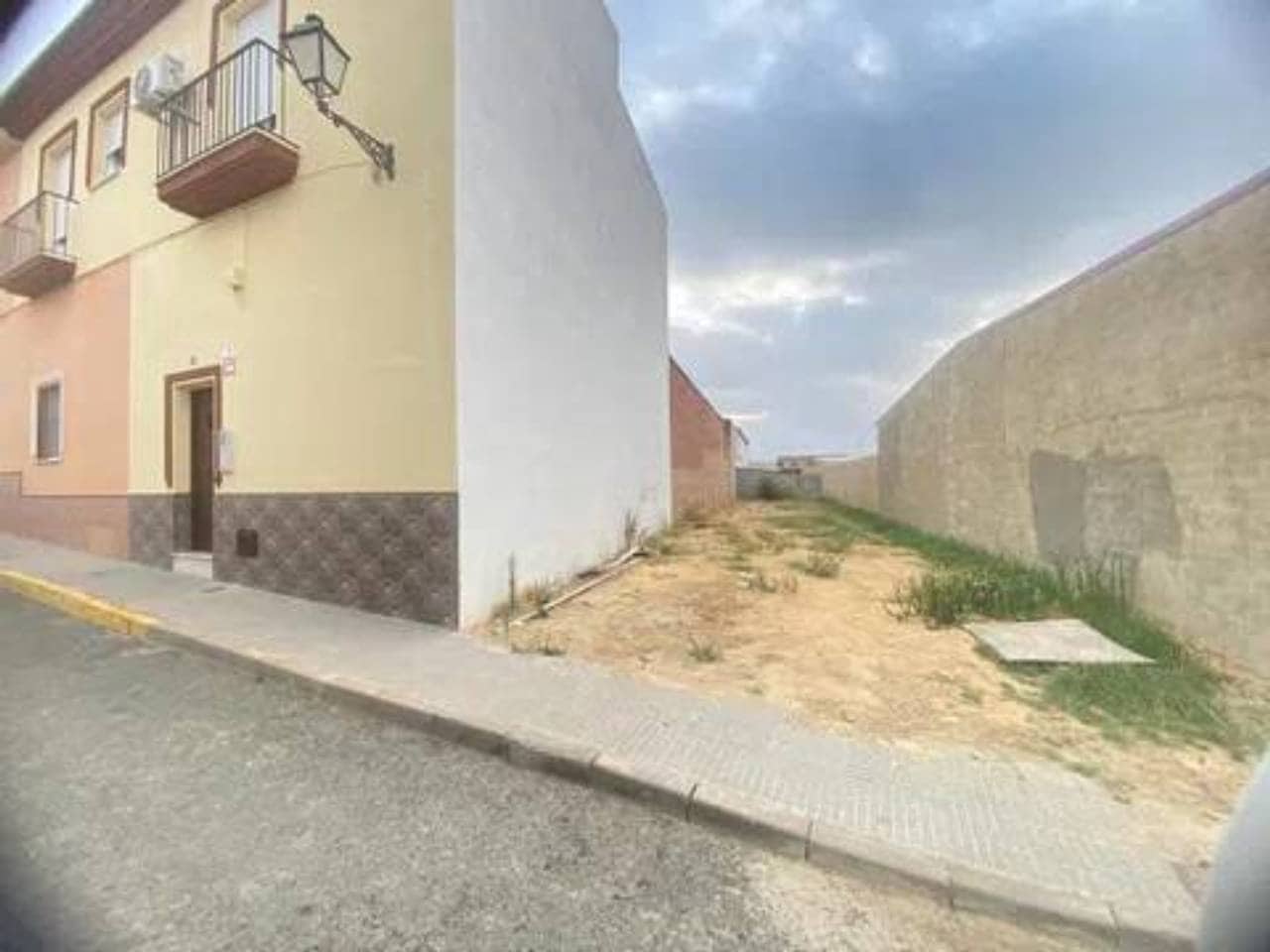 Undeveloped Land for sale in Rociana del Condado - € 35,000 (Ref: 9781191)