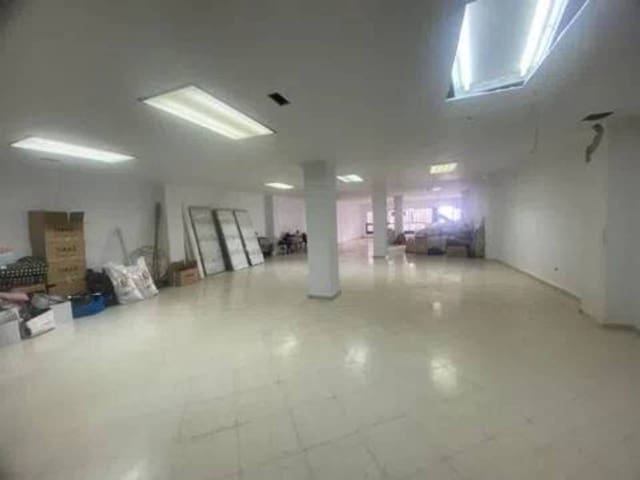 Erhverv til salg i Rociana del Condado - € 212.000 (Ref: 9781200)