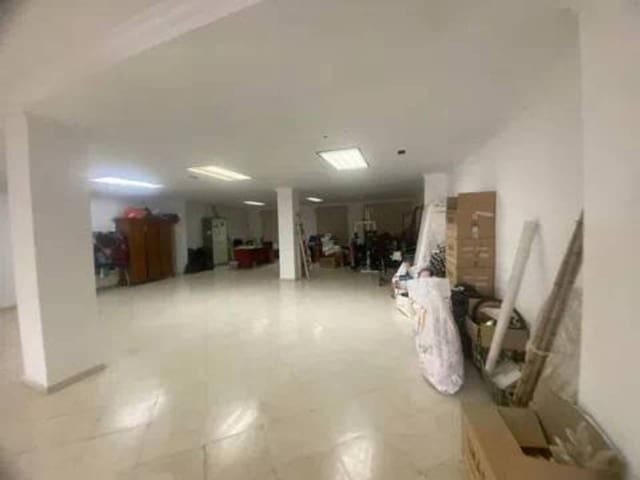 Erhverv til salg i Rociana del Condado - € 212.000 (Ref: 9781200)