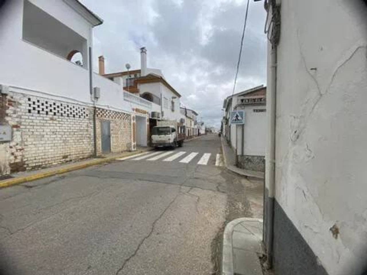 Erhverv til salg i Rociana del Condado - € 70.000 (Ref: 9781201)