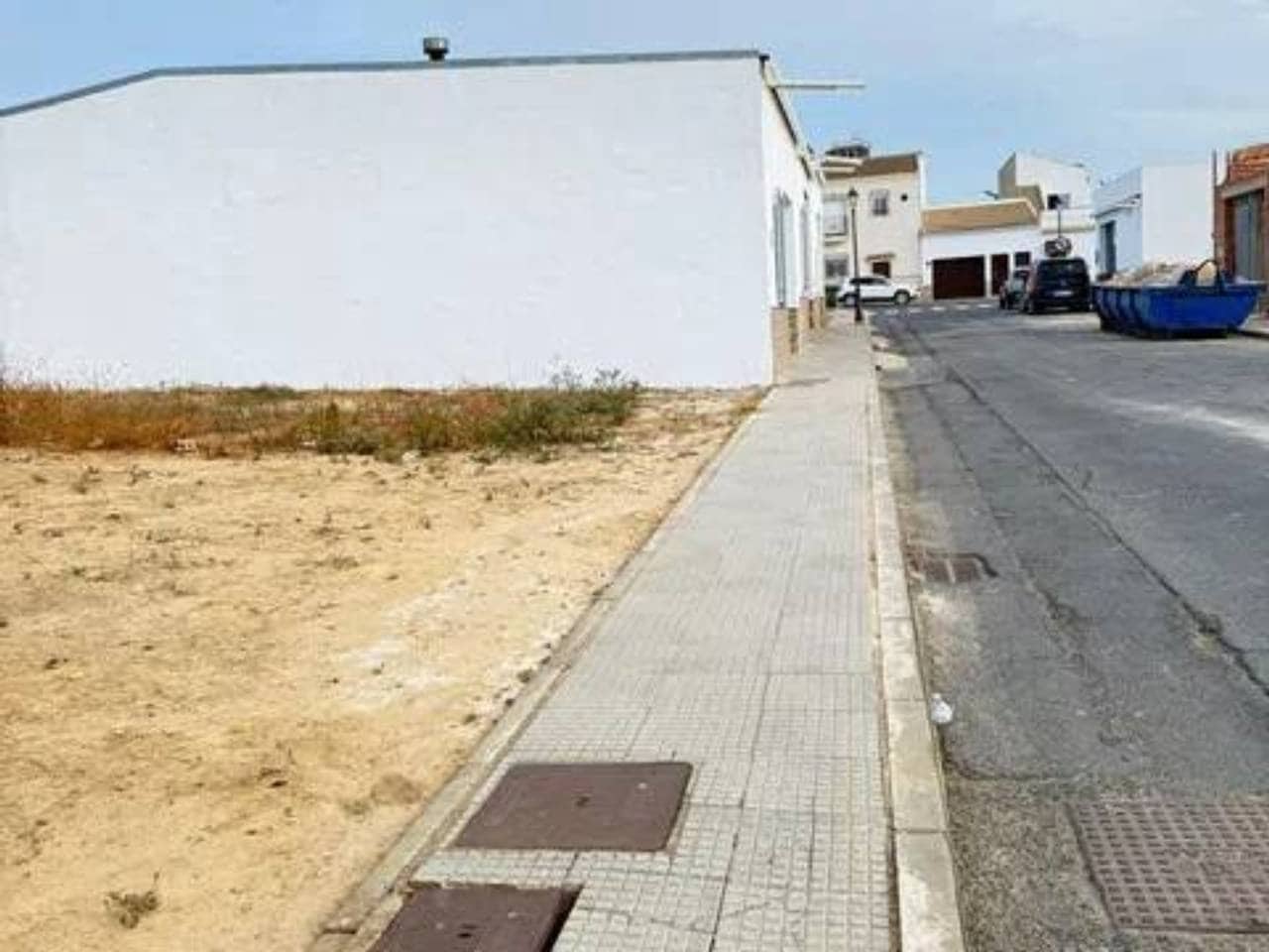 Ubebygd land til salgs i Rociana del Condado - € 45 000 (Ref: 9781202)
