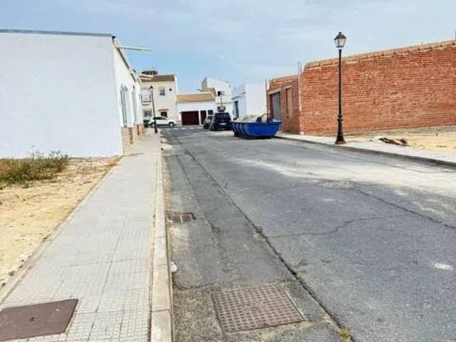 Ubebygd land til salgs i Rociana del Condado - € 45 000 (Ref: 9781202)