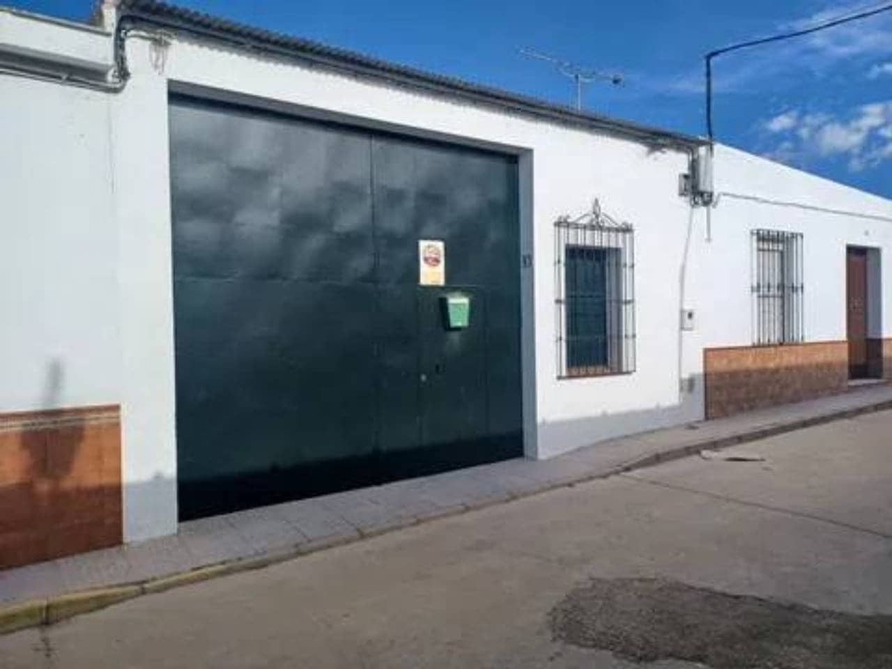 Virksomhed til salg i Rociana del Condado - € 65.000 (Ref: 9781209)