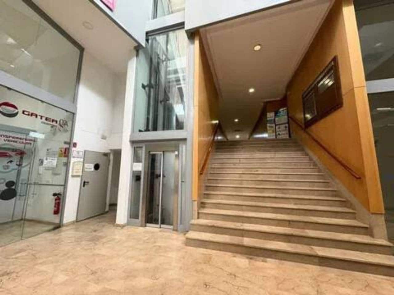 Erhverv til salg i La Palma del Condado - € 93.000 (Ref: 9781216)