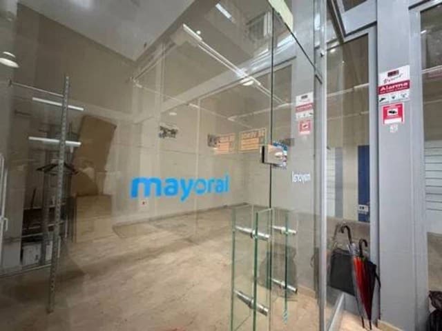 Comercial para venda em La Palma del Condado - 93 000 € (Ref: 9781216)