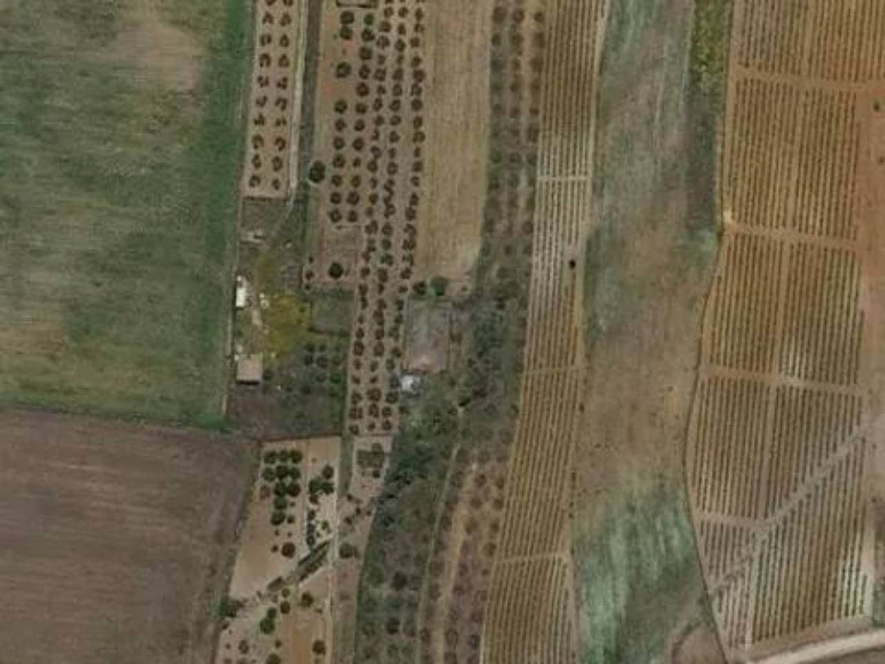 Ubebygd land til salgs i Rociana del Condado - € 100 000 (Ref: 9781226)