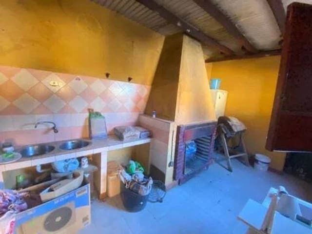 Ubebygd land til salgs i Rociana del Condado - € 100 000 (Ref: 9781226)