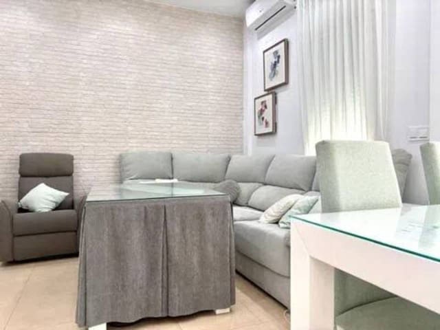 4 soveværelse Byhus til salg i Rociana del Condado - € 133.000 (Ref: 9781229)