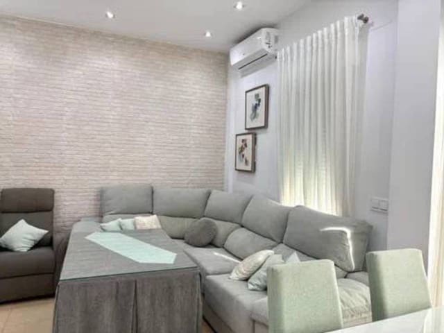 4 soveværelse Byhus til salg i Rociana del Condado - € 133.000 (Ref: 9781229)