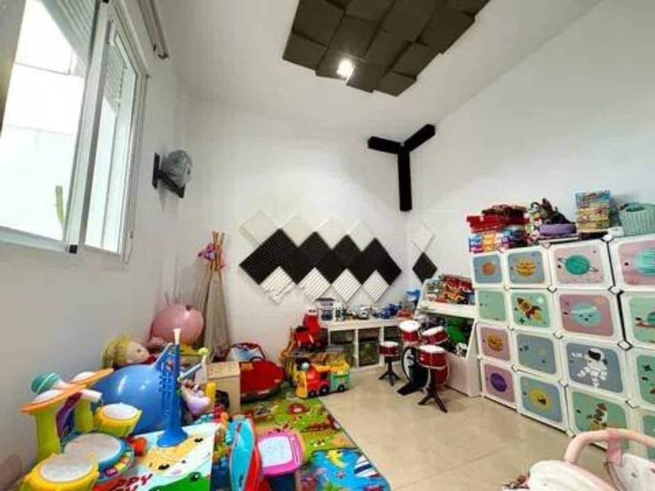 4 soveværelse Byhus til salg i Rociana del Condado - € 133.000 (Ref: 9781229)