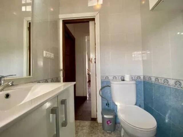 3 soveværelse Villa til salg i Rociana del Condado - € 127.000 (Ref: 9781231)