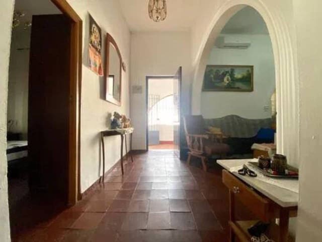 3 soveværelse Villa til salg i Rociana del Condado - € 127.000 (Ref: 9781231)