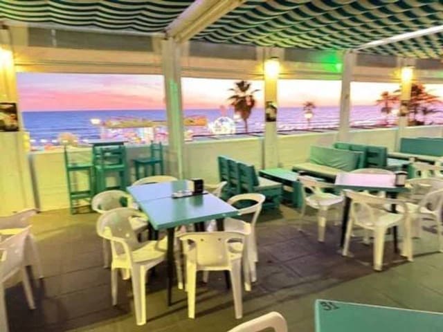 1 bedroom Villa for sale in Matalascañas, Almonte - € 550,000 (Ref: 9781234)