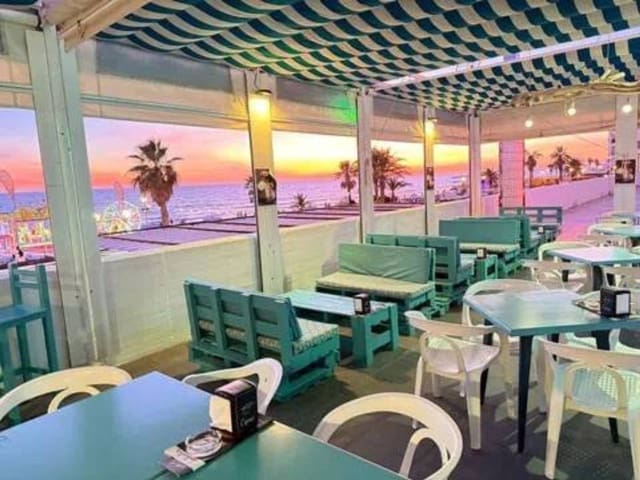 1 bedroom Villa for sale in Matalascañas, Almonte - € 550,000 (Ref: 9781234)