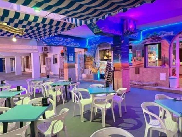 1 bedroom Villa for sale in Matalascañas, Almonte - € 550,000 (Ref: 9781234)