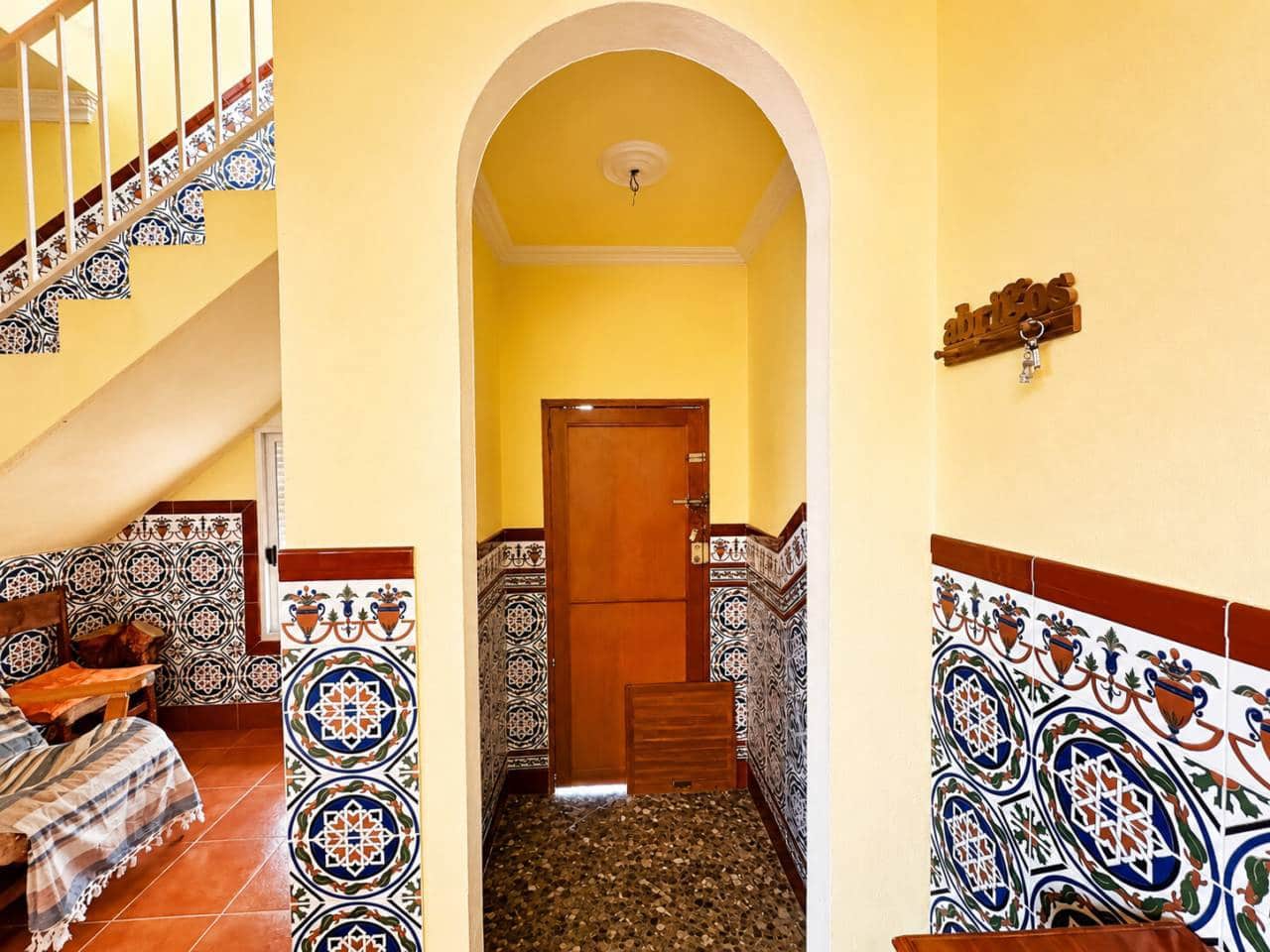 4 bedroom Townhouse for sale in Rociana del Condado - € 139,000 (Ref: 9835069)