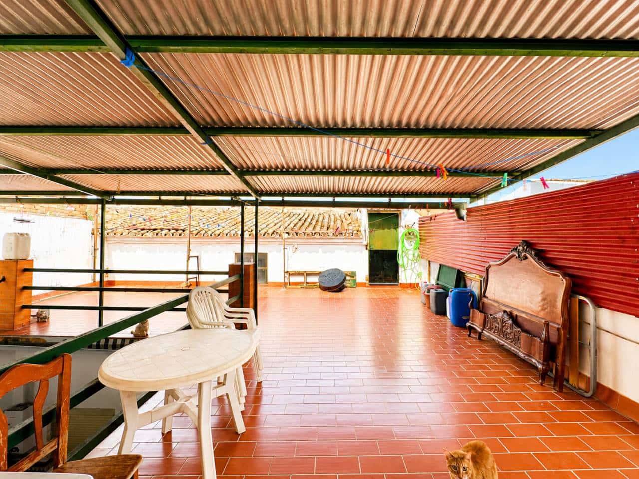 4 bedroom Townhouse for sale in Rociana del Condado - € 139,000 (Ref: 9835069)
