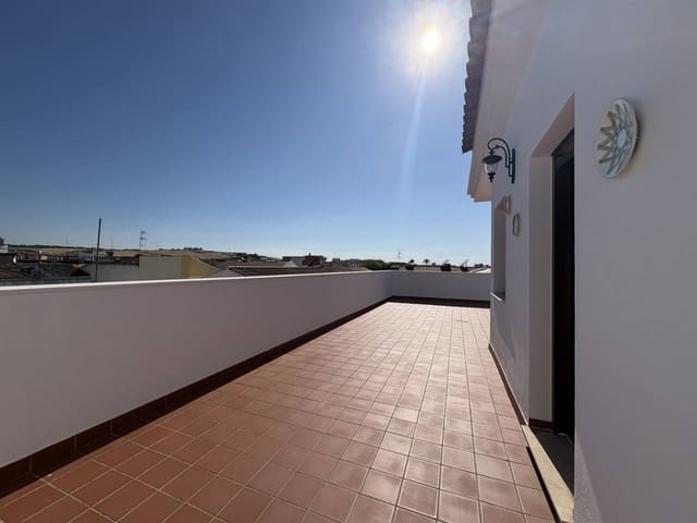 2 bedroom Flat for sale in La Palma del Condado - € 150,000 (Ref: 9866349)