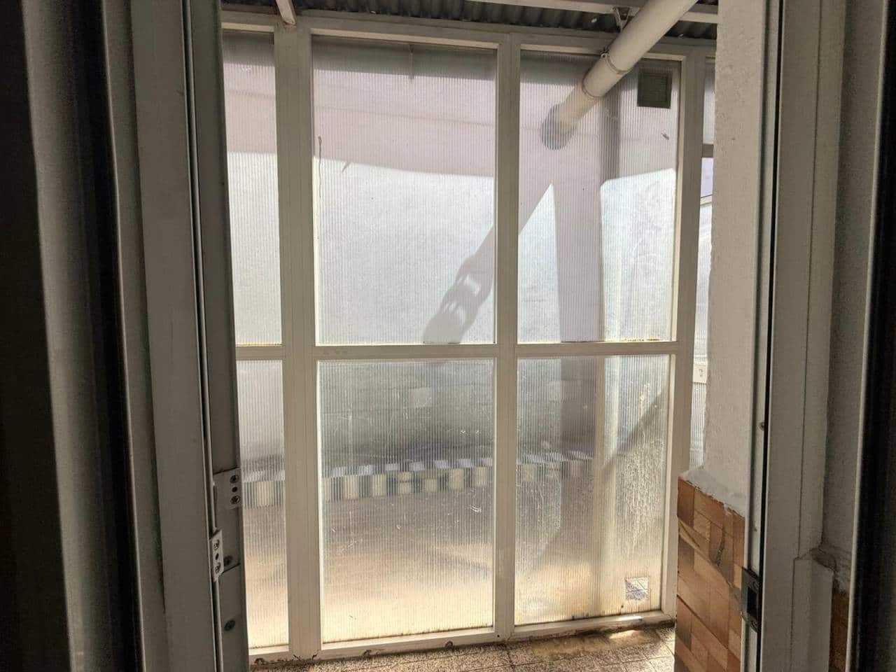 Casa de 2 habitaciones en Rociana del Condado en venta - 120.000 € (Ref: 9883891)