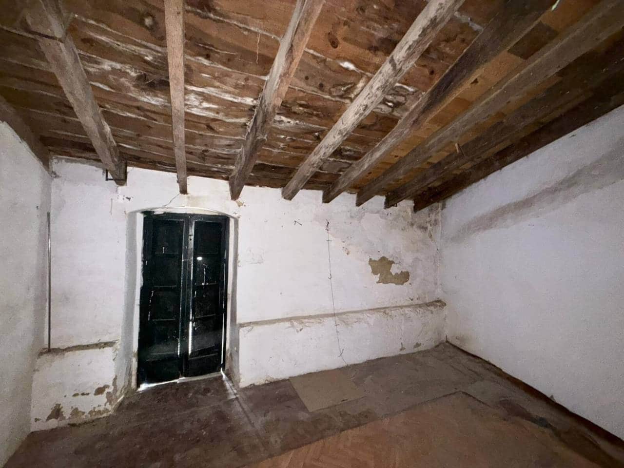 Casa de 2 habitaciones en Rociana del Condado en venta - 120.000 € (Ref: 9883891)