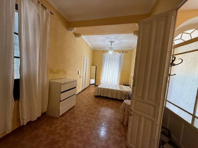 Casa de 2 habitaciones en Rociana del Condado en venta - 120.000 € (Ref: 9883891)