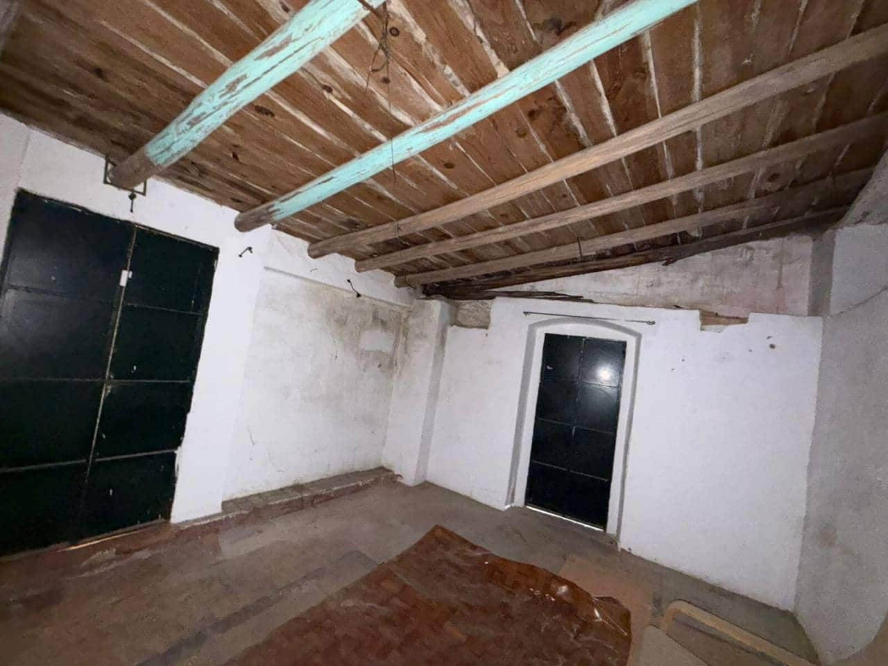Casa de 2 habitaciones en Rociana del Condado en venta - 120.000 € (Ref: 9883891)